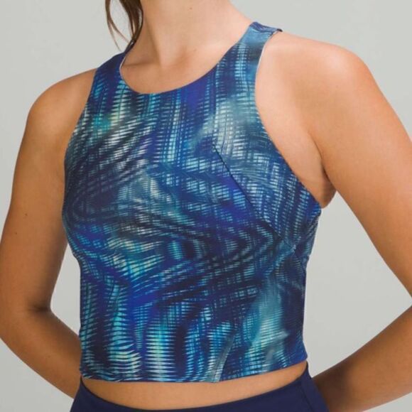Lululemon Invigorate Training Tank Top - Picture 1 of 8